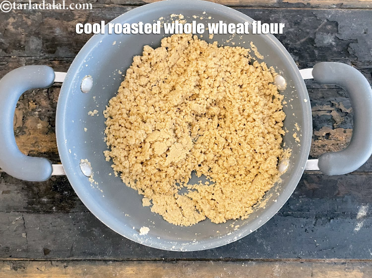 स्टेप 50 – पूरी तरह से ठंडा होने के लिए अलग रख दें।