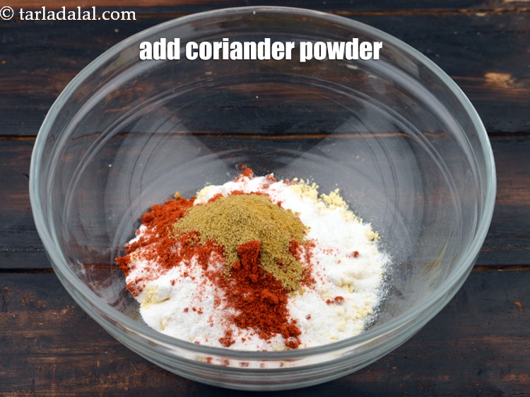 Step 6 – Add 1/2 tsp&nbsp;<a href="https://www.tarladalal.com/glossary-coriander-powder-dhania-powder-370i">coriander (dhania) powder</a>.&nbsp;