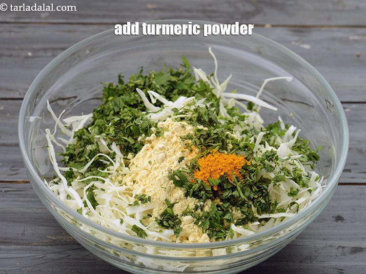 Step 7 – Add 1/4 tsp&nbsp;<a href="https://www.tarladalal.com/glossary-turmeric-powder-haldi-645i">turmeric powder (haldi)</a>.