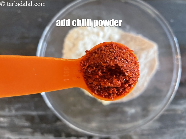Step 8 – Add&nbsp;<meta charset="UTF-8" />1 tsp&nbsp;<a href="glossary-chilli-powder-red-chilli-powder-339i">chilli powder</a>.