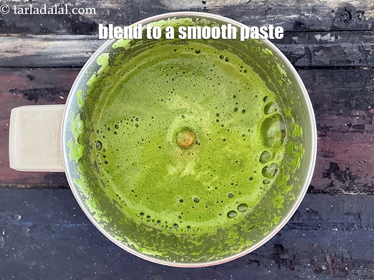 Step 8 – Blend &nbsp;to a smooth puree.