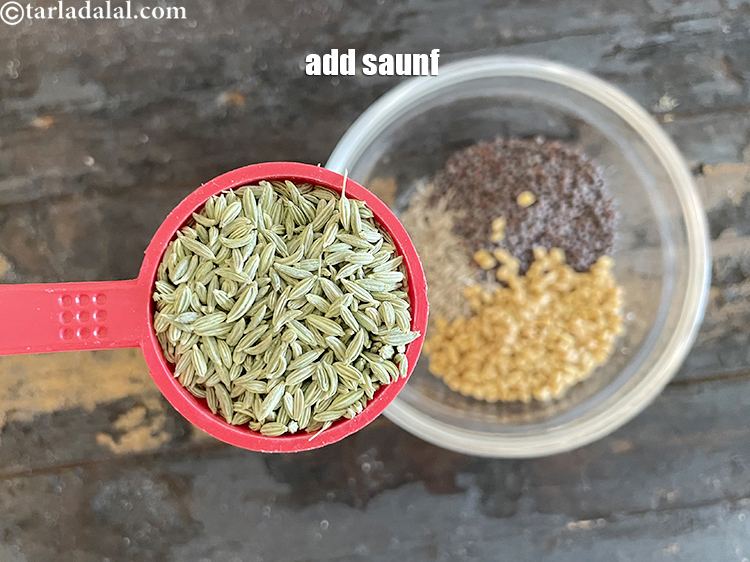 Step 20 – Add&nbsp;<meta charset="UTF-8" />1 tbsp&nbsp;<a href="glossary-fennel-seeds-saunf-sauf-410i">fennel seeds (saunf)</a>.