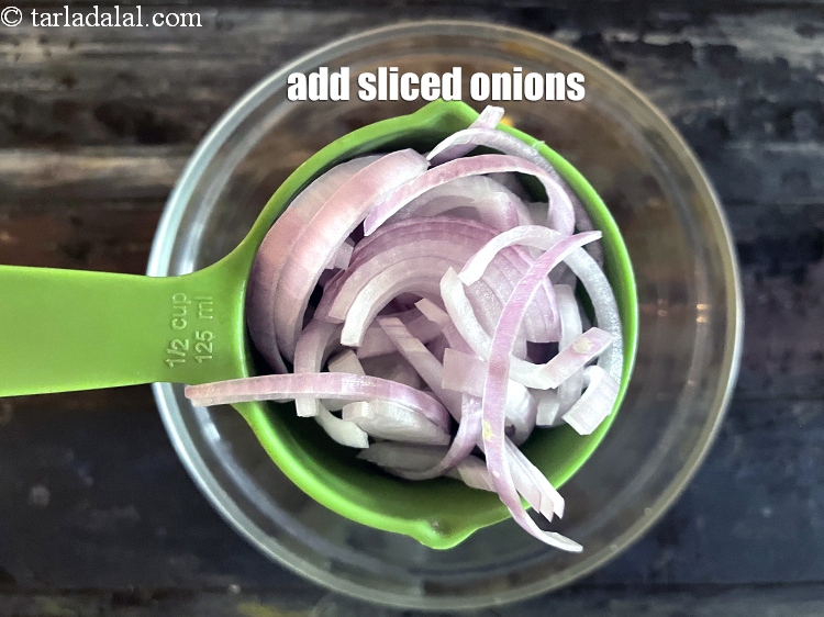 Step 15 – Add&nbsp;<meta charset="UTF-8" />1/2 cup&nbsp;<a href="glossary-sliced-onions-745i">onion , sliced</a>.