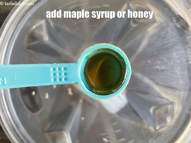 Step 6 – Add&nbsp;<meta charset="UTF-8" />1/2 tsp&nbsp;<a href="glossary-maple-syrup-1042i">maple syrup</a>&nbsp;or&nbsp;<a href="glossary-honey-467i">honey</a>.