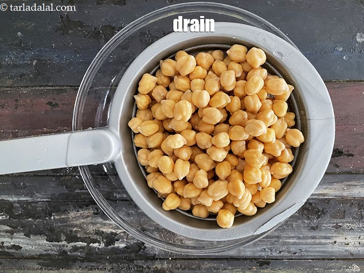 Step 6 – Drain well using a strainer.&nbsp;