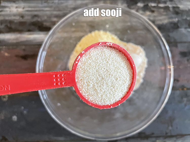 Step 10 – Add&nbsp;<meta charset="UTF-8" />2 tbsp&nbsp;<a href="glossary-semolina-sooji-rava-rawa-603i">semolina (rava / sooji)</a>.