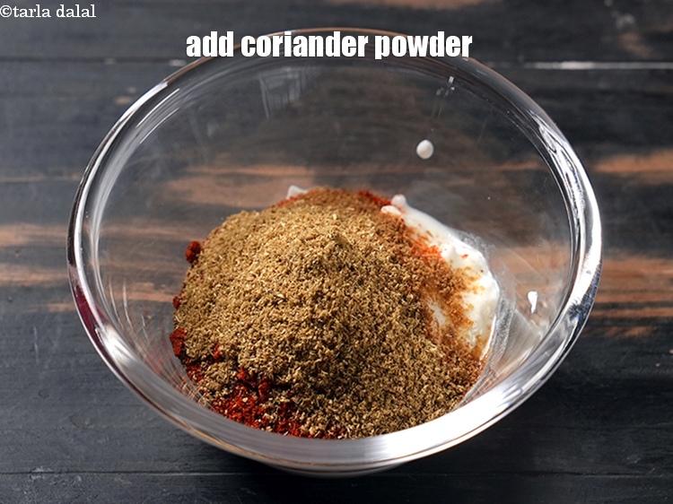 Step 7 – Add 1 tsp coriander (dhania) powder.