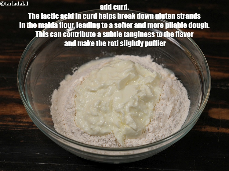 स्टेप 7 – १/२ कप&nbsp;ताजा&nbsp;<a href=""https://www.tarladalal.com/glossary-curd-dahi-yogurt-yoghurt-hindi-383i"">दही</a>&nbsp;डालें । दही में मौजूद लैक्टिक एसिड मैदा …