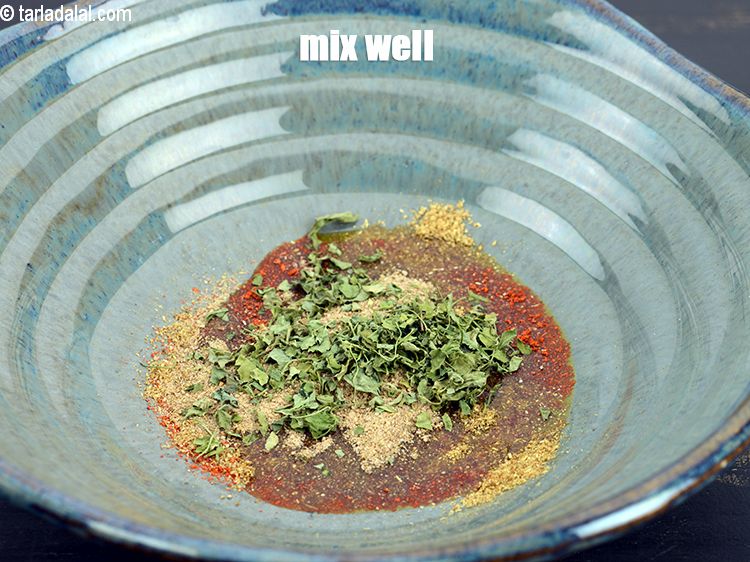 Step 7 – Add 1 tsp <a href="https://www.tarladalal.com/glossary-dried-fenugreek-leaves-kasuri-methi-374i">dried fenugreek leaves (kasuri methi)</a>.