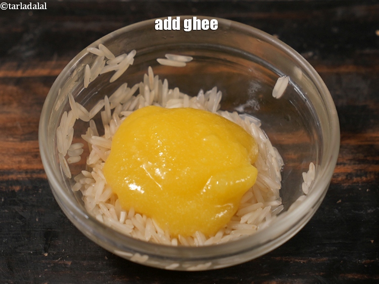 Step 7 – Add 1 tbsp ghee.