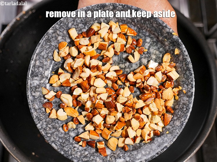 Step 8 – <p>Remove in a plate and keep aside.</p>