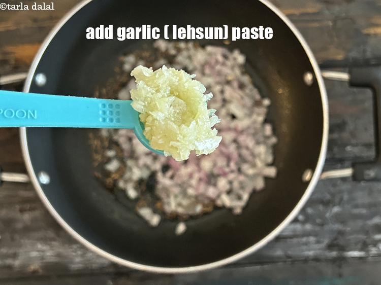 Step 11 – Add&nbsp;<meta charset="UTF-8" />1/2 tsp&nbsp;<a href="glossary-garlic-paste-lehsun-ki-paste-lahsun-ki-paste-350i">garlic (lehsun) paste</a>.