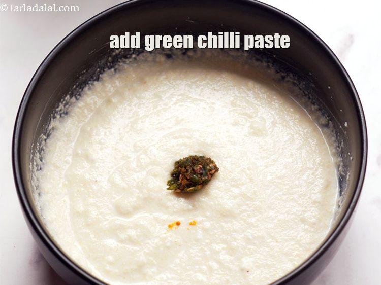 Step 7 – Add 1/2 tsp&nbsp;<a href="https://www.tarladalal.com/glossary-green-chilli-paste-hari-mirch-ki-paste-mirchi-paste-333i">green chilli paste</a>.&nbsp;