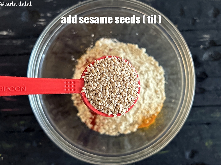Step 8 – Add&nbsp;<meta charset="UTF-8" />1 tbsp&nbsp;<a href="glossary-sesame-seeds-til-gingelly-seeds-612i">sesame seeds (til)</a>.