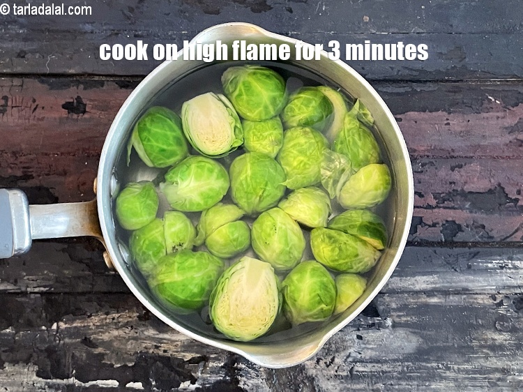 Step 7 – Cook on high flame for 3 minutes.