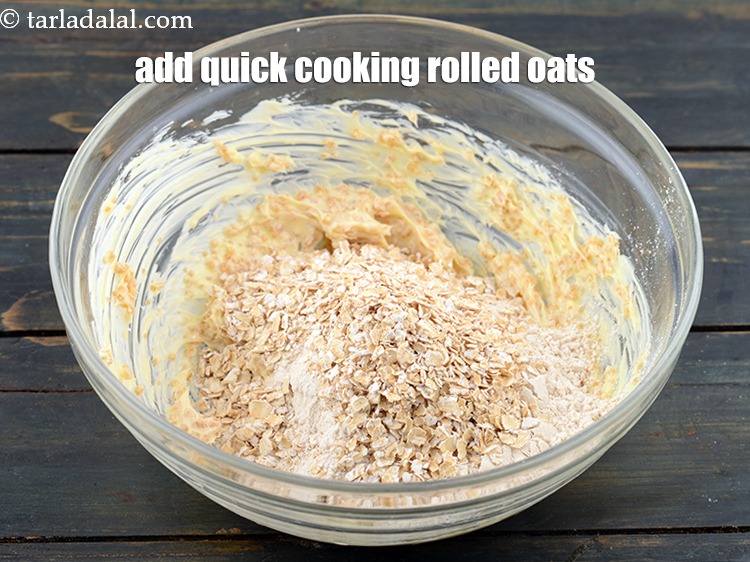 Step 7 – Add 1/4 cup&nbsp;<a href="https://www.tarladalal.com/glossary-quick-cooking-rolled-oats-rolled-oats-547i">quick cooking rolled oats</a>.