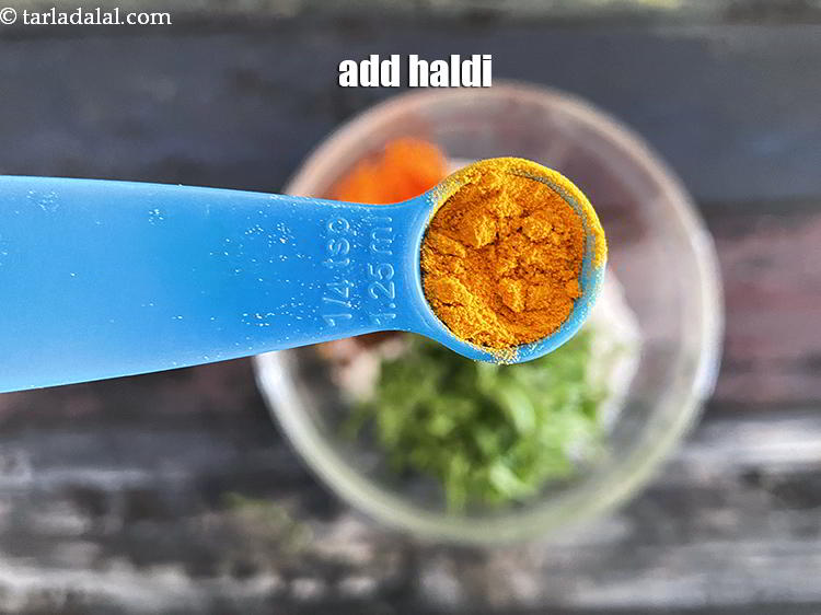 Step 7 – Add&nbsp;<meta charset="UTF-8" />1/4 tsp&nbsp;<a href="glossary-turmeric-powder-haldi-645i">turmeric powder (haldi)</a>.