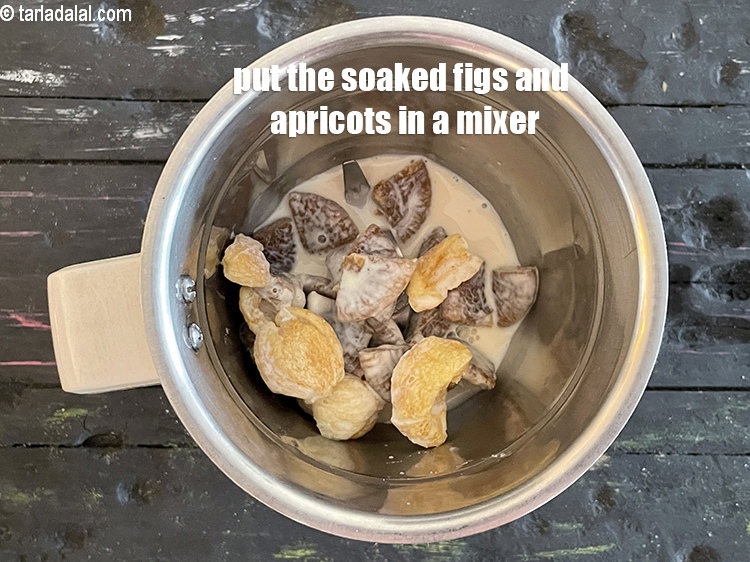 Step 9 – To make <strong>fig apricot shake recipe |&nbsp;fig and apricot protein drink |&nbsp;apricot smoothie&nbsp;|&nbsp;fig apricot milkshake …