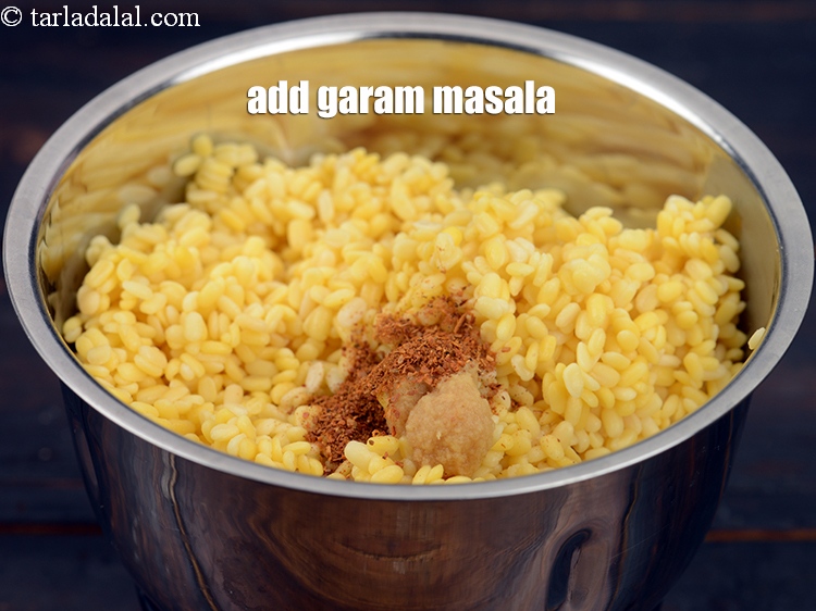 Step 8 – Add &frac14; tsp&nbsp;<a href="https://www.tarladalal.com/glossary-garam-masala-296i">garam masala</a>.