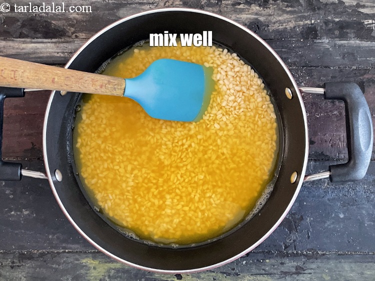 स्टेप 13 – अच्छी तरह से मलाएं।