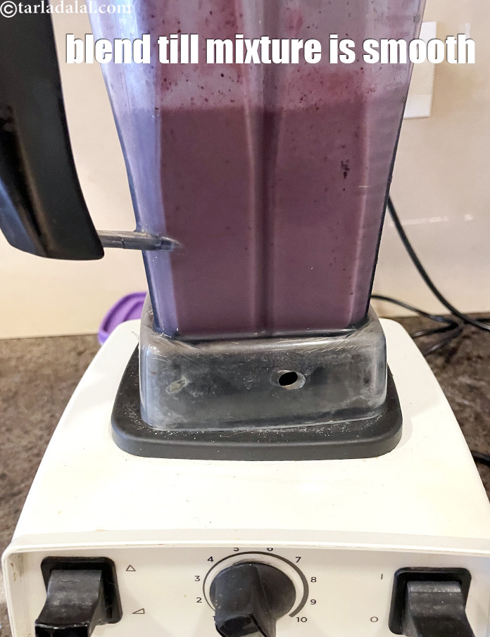 Step 11 – Blend till the mixture is smooth and frothy.