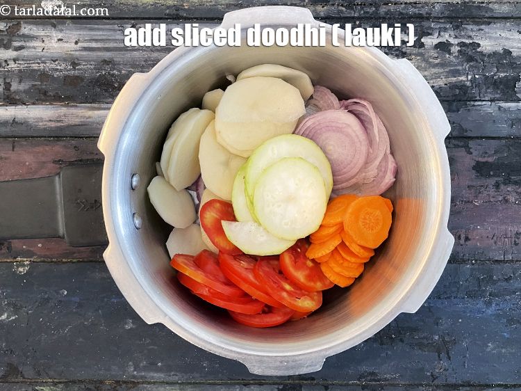 Step 7 – Add&nbsp;1/4 cup&nbsp;thinly&nbsp;<a href="glossary-sliced-bottle-gourd-1253i">sliced bottle gourd (doodhi / lauki)</a>.&nbsp;With extremely low levels of sodium, this&nbsp;<a href="https://www.tarladalal.com/recipes-using-bottle-gourd-252">doodhi</a>&nbsp;is …