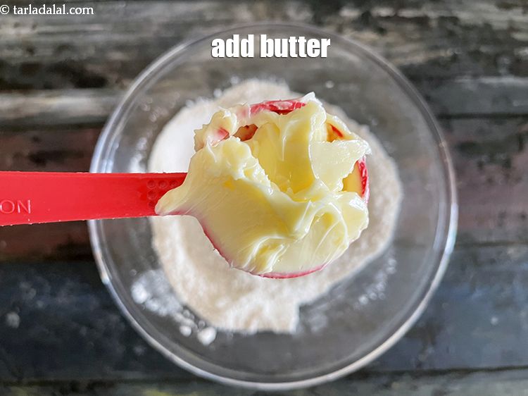 Step 11 – Add&nbsp;<meta charset="UTF-8" />5 tbsp&nbsp;<a href="glossary-butter-makhan-233i">butter</a>.