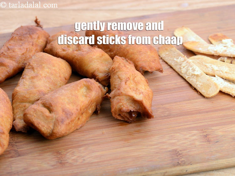 Step 11 – Gently remove and discard the sticks from the chaap.