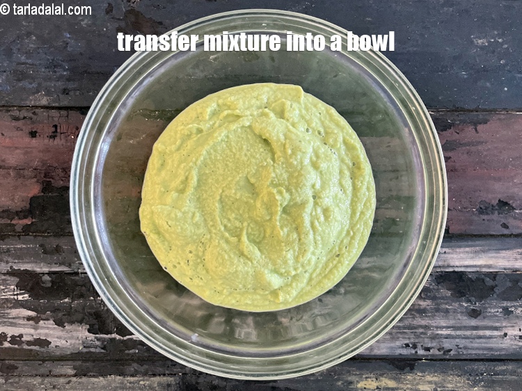 स्टेप 13 – मिश्रण को एक बाउल में निकाल लें।