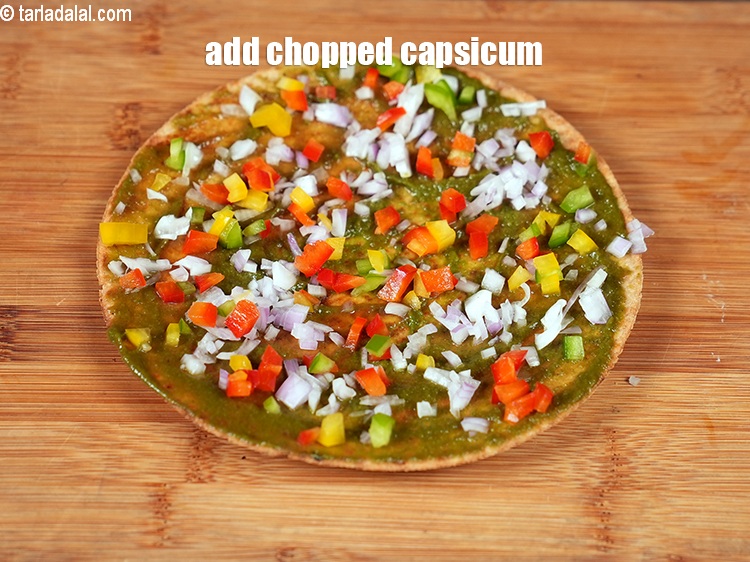Step 8 – Add 1 tbsp finely chopped capsicum.