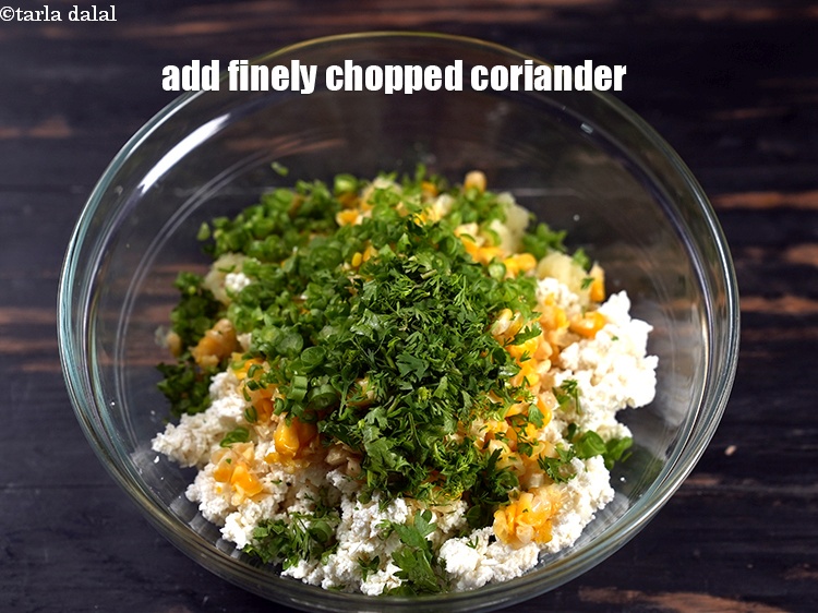 Step 8 – Add 1 tbsp finely chopped coriander.