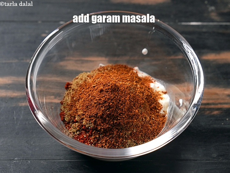 Step 8 – Add &frac12; tsp garam masala.