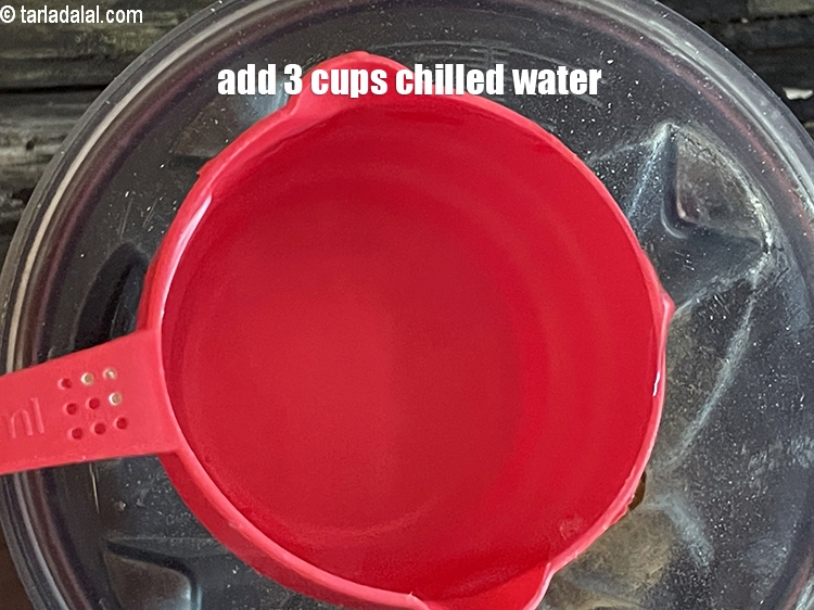 Step 9 – <meta charset="UTF-8" />Add&nbsp;3 cups chilled&nbsp;water. This prevents the oats from becoming sticky.&nbsp;