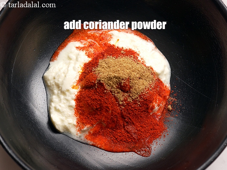 Step 8 – Add &frac12; tsp coriander powder.