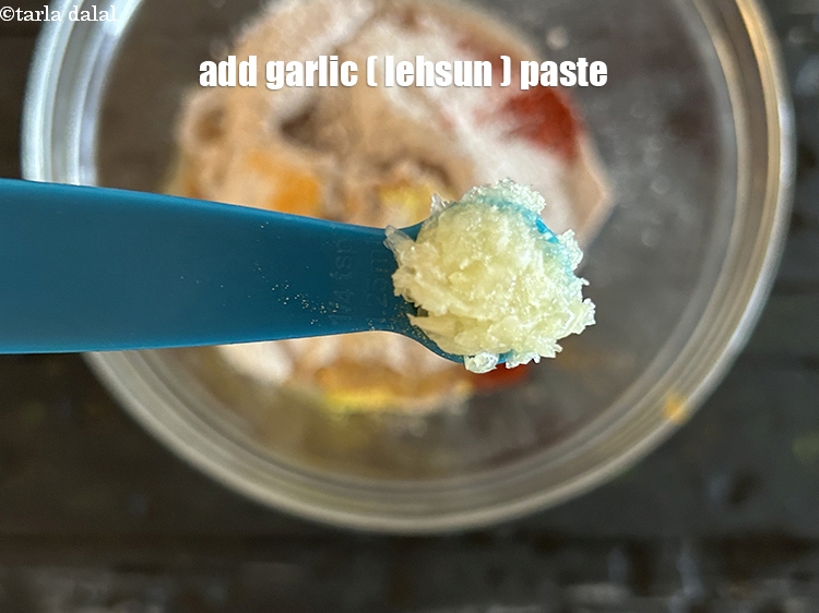 Step 10 – Add&nbsp;<meta charset="UTF-8" />1/4 tsp&nbsp;<a href="glossary-garlic-paste-lehsun-ki-paste-lahsun-ki-paste-350i">garlic (lehsun) paste</a>.