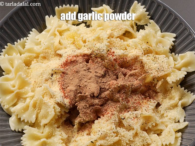 Step 8 – Add &frac12; tsp <a href="https://www.tarladalal.com/glossary-garlic-powder-lehsun-ka-powder-lahsun-ka-powder-351i">garlic (lehsun) powder</a>.