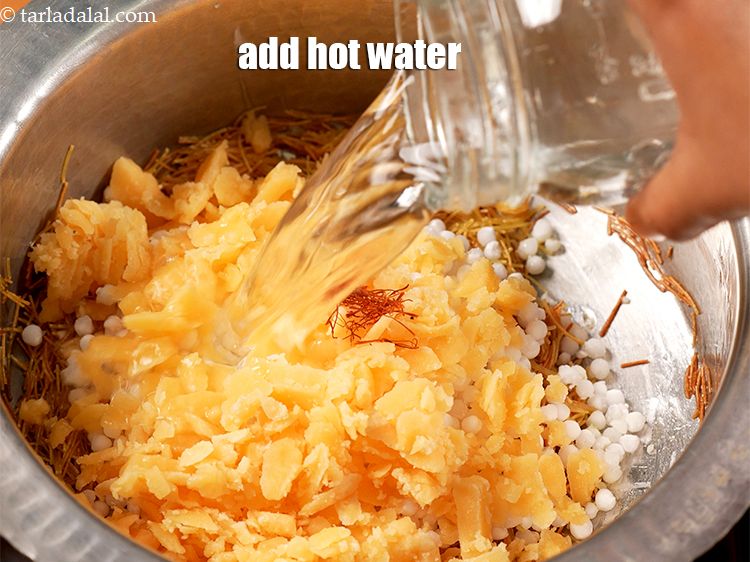 Step 8 – Add 1&frac12; cup hot water.