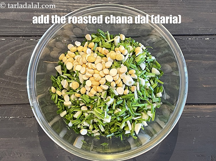 Step 13 – Add&nbsp;<meta charset="UTF-8" />1 tbsp&nbsp;<a href="glossary-roasted-chana-dal-roasted-daria-286i">roasted chana dal (daria)</a>.