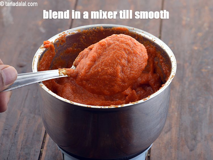 Step 7 – <meta charset="UTF-8" />Blend in a mixer till smooth. The <strong>wet</strong>&nbsp;<strong>red garlic chutney recipe (geela lehsun …