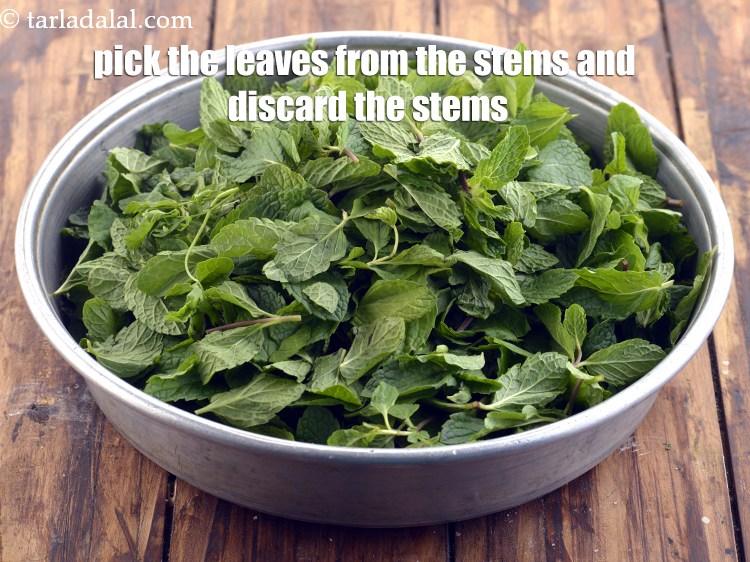 Step 8 – Pick the leaves from the stems and discard the stems.