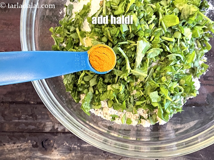 Step 8 – Add&nbsp;<meta charset="UTF-8" />1/4 tsp&nbsp;<a href="glossary-turmeric-powder-haldi-645i">turmeric powder (haldi)</a>.