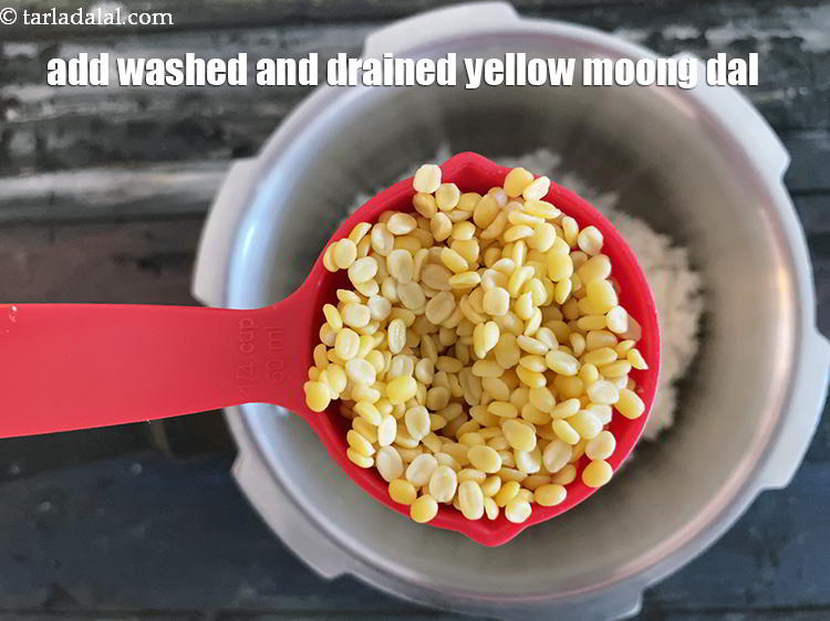 Step 10 – Add&nbsp;<meta charset="UTF-8" />2 tbsp&nbsp;<a href="glossary-yellow-moong-dal-split-yellow-gram-peeli-moong-dal-488i">yellow moong dal (split yellow gram)</a>&nbsp;, washed and drained.