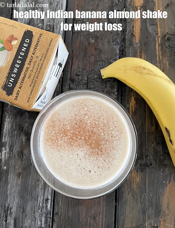 Step 10 – Serve <strong>banana almond shake | banana almond milk smoothie for IBS |&nbsp;healthy Indian banana almond …