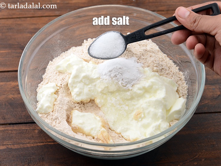 स्टेप 9 – नमक डालें।