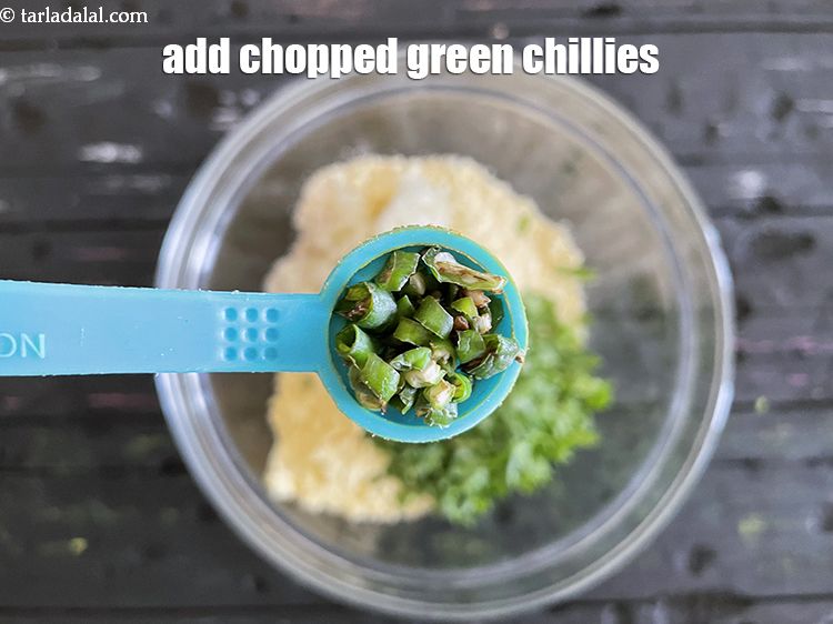 Step 9 – Add&nbsp;<meta charset="UTF-8" />1/2 tsp&nbsp;<a href="glossary-chopped-green-chilli-820i">chopped green chillies</a>.