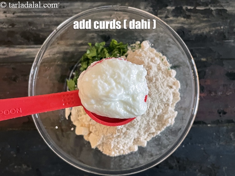 Step 9 – Add&nbsp;<meta charset="UTF-8" />2 tbsp&nbsp;<a href="glossary-curd-dahi-yogurt-yoghurt-383i">curds (dahi)</a>.