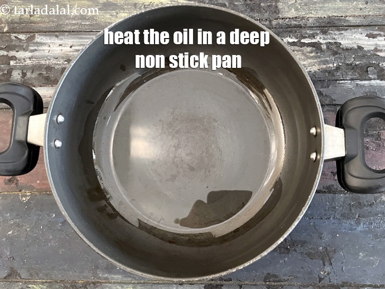 Step 13 – To make <strong>vaal drumstick sabzi recipe | Indian drumstick vegetable with vaal&nbsp;</strong>|&nbsp;<strong>vaal sajjan ki phalli …