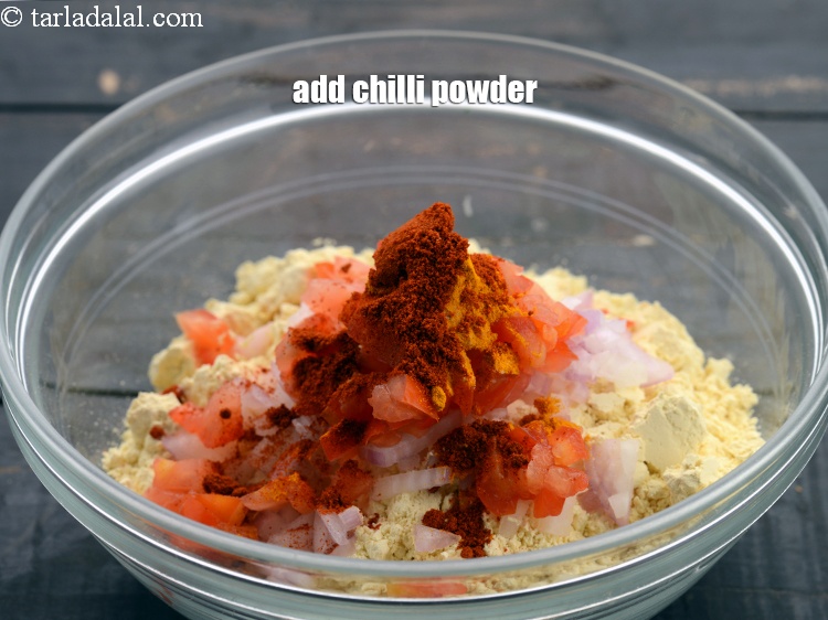 Step 8 – Add 1/2 tsp&nbsp;<a href="https://www.tarladalal.com/glossary-chilli-powder-red-chilli-powder-339i">chilli powder</a>. Instead of chilli powder you&nbsp;can add green chilli paste also.