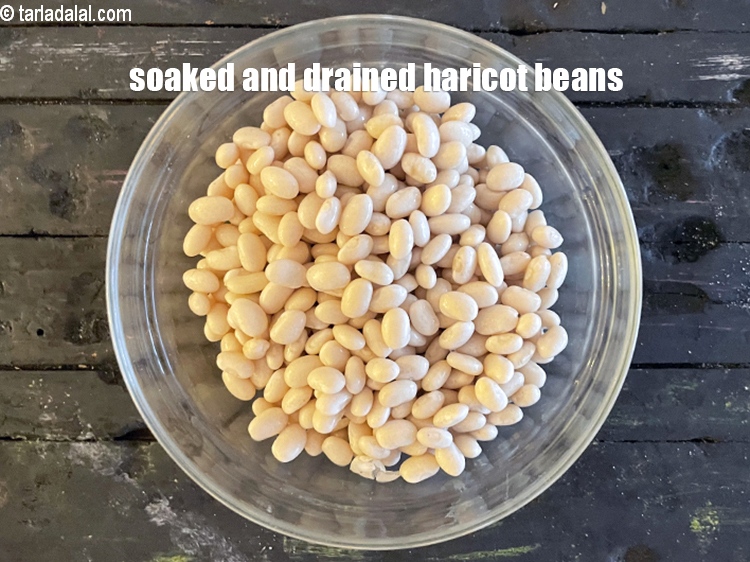 Step 8 – Soaked and drained haricot beans. We got&nbsp;<meta charset="UTF-8" />1 1/2 cups&nbsp;<a href="glossary-soaked-and-boiled-haricot-beans-2604i">soaked and boiled haricot …