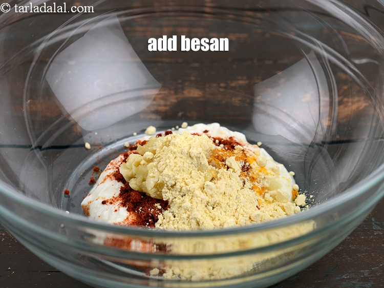 Step 9 – Add 1 tsp <a href="https://www.tarladalal.com/glossary-besan-chana-dal-flour-bengal-gram-flour-952i">besan (Bengal gram flour)</a>.